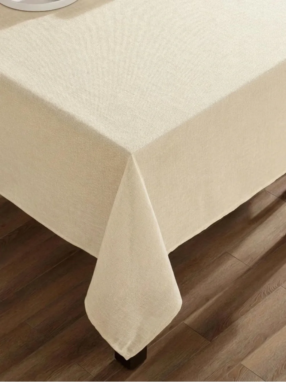 Laura Ashley Harper Yellow Textured Tablecloth 60x84 Easy Care Rectangular